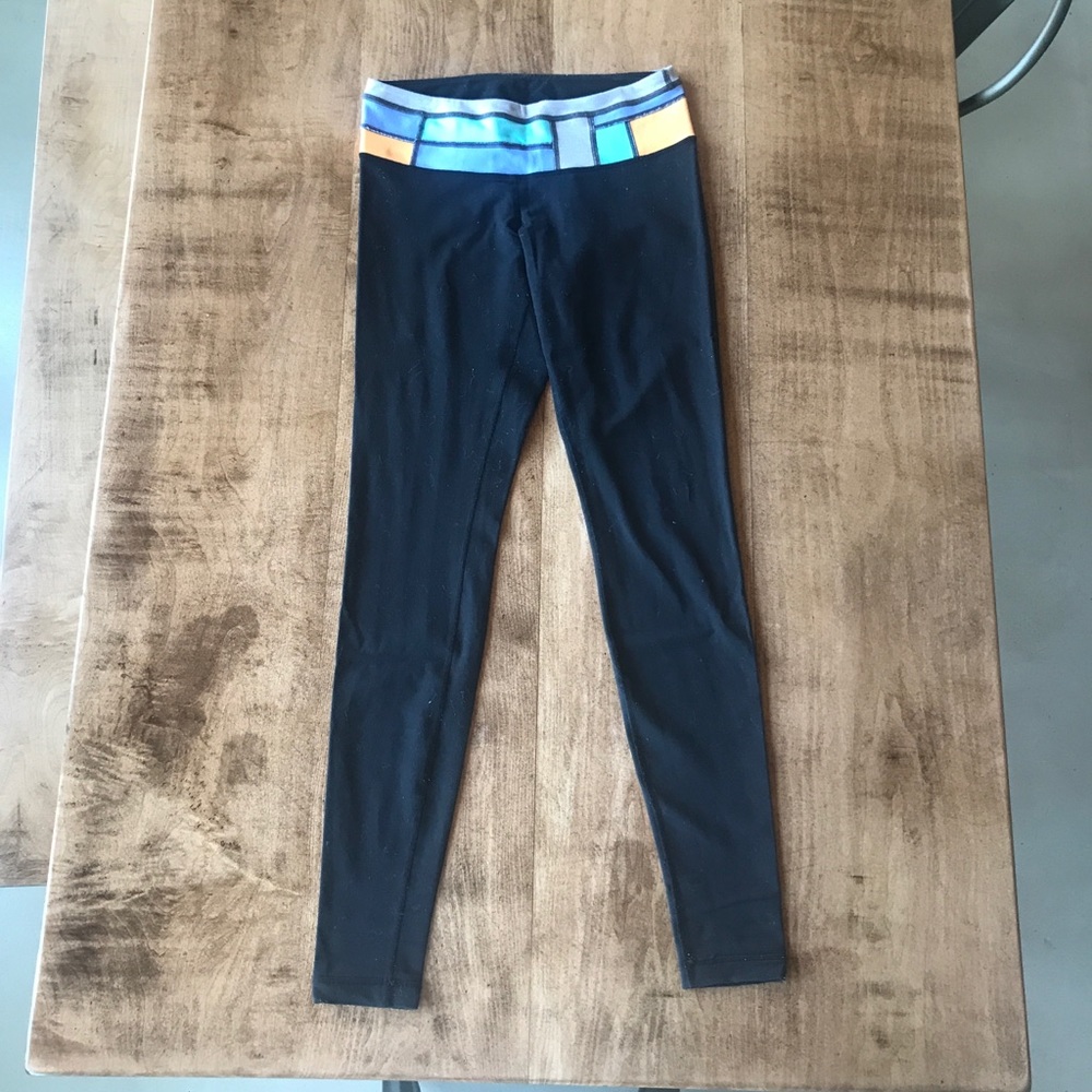 Lululemon Wunder Under Full-On Luon size 6